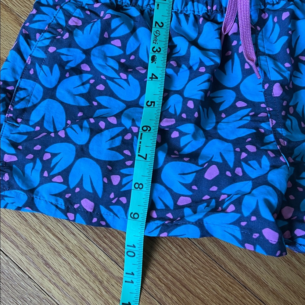 Patagonia Blue Floral Women's Athletic Shorts - Picture 8 of 8